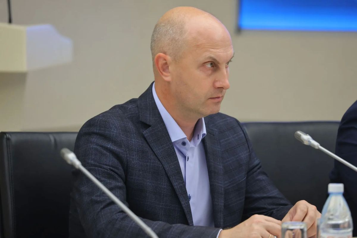 Георгий Филимонов: К концу сентября завершим реконструкцию восточной трибуны стадиона «Динамо» в Вологде Георгий Филимонов: К концу сентября завершим реконструкцию восточной трибуны стадиона «Динамо» в Вологде