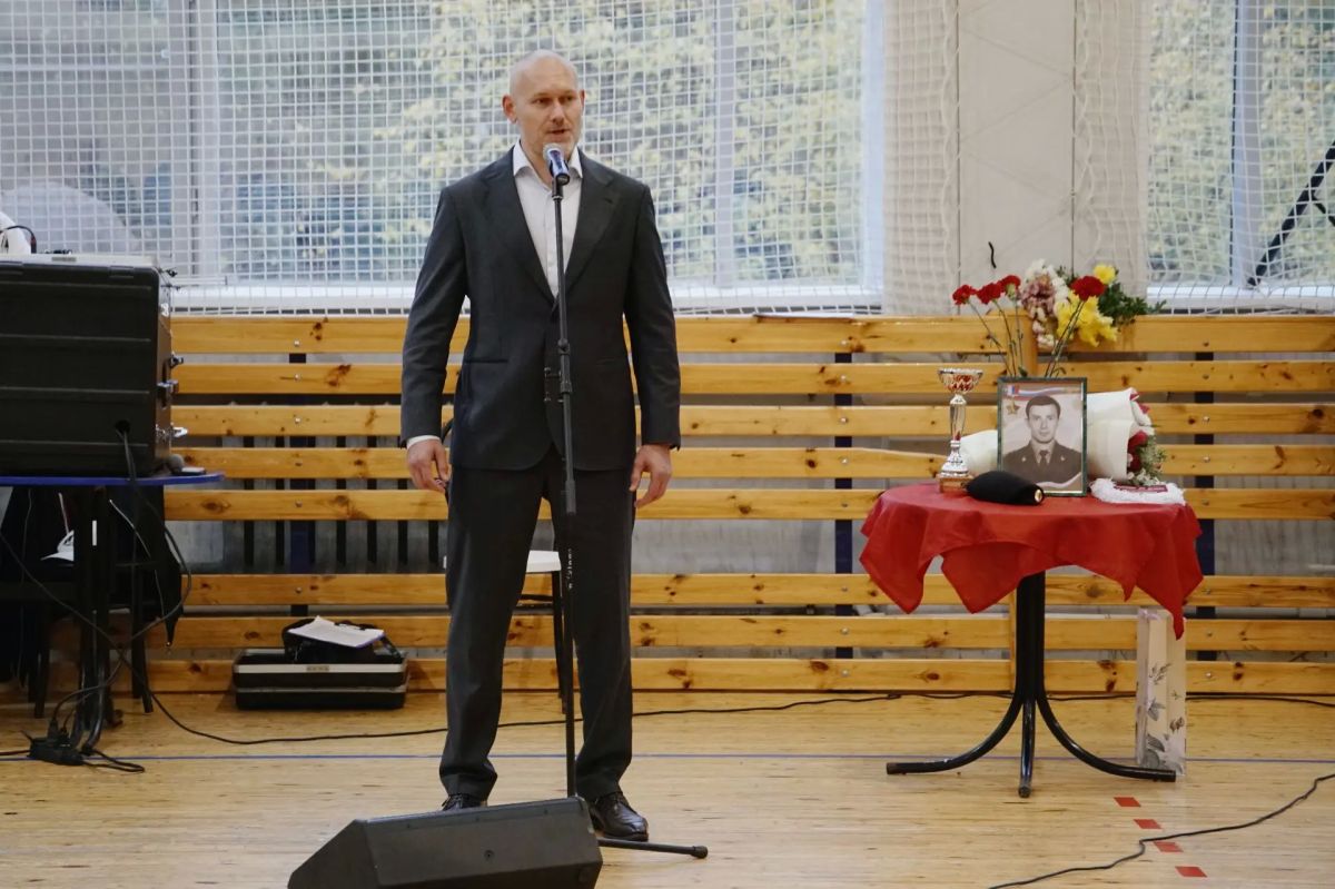 Андрей Накрошаев: Дали старт 25-му турниру по мини-футболу памяти Героя России Сергея Перца Андрей Накрошаев: Дали старт 25-му турниру по мини-футболу памяти Героя России Сергея Перца