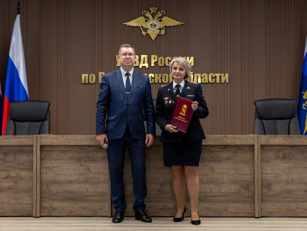 В УМВД России по Вологодской области состоялось торжественное собрание, посвященное Дню информационных подразделений В УМВД России по Вологодской области состоялось торжественное собрание, посвященное Дню информационных подразделений