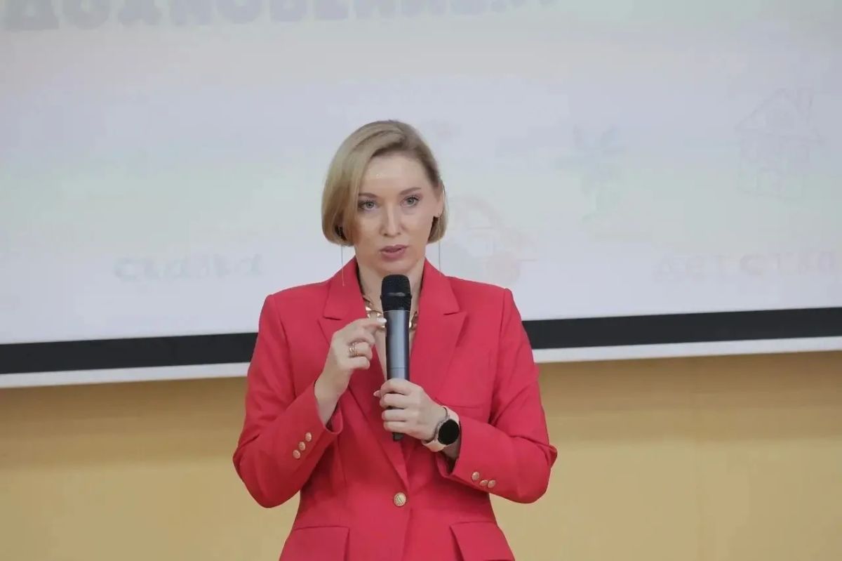 В Вологде наградили дошкольных работников и представили практики для детских садов В Вологде наградили дошкольных работников и представили практики для детских садов