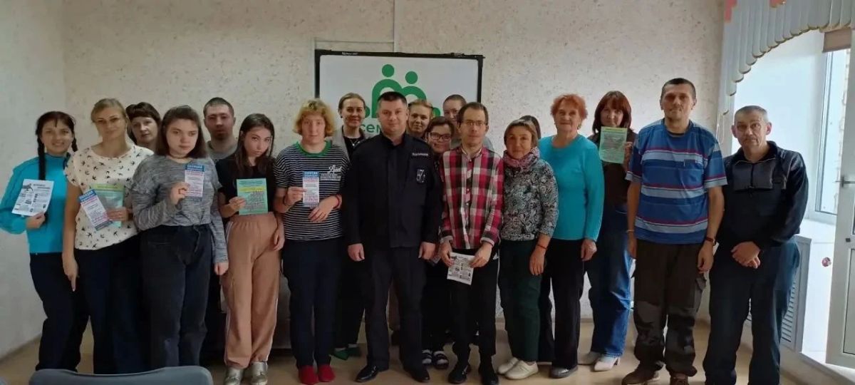 В Вытегре полицейские продолжают проводит мероприятия по профилактике мошенничеств В Вытегре полицейские продолжают проводит мероприятия по профилактике мошенничеств