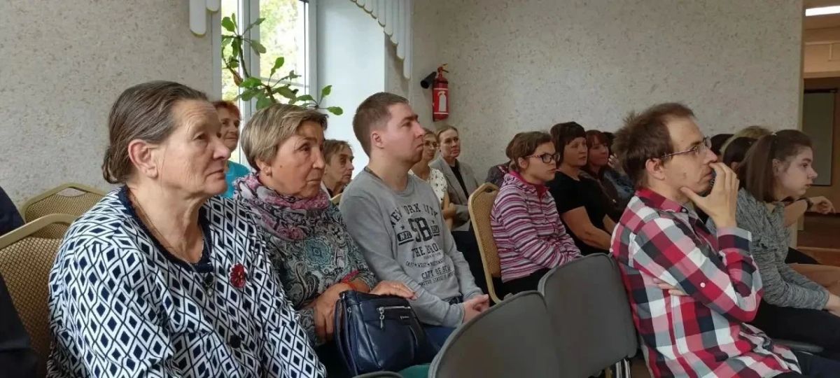 В Вытегре полицейские продолжают проводит мероприятия по профилактике мошенничеств В Вытегре полицейские продолжают проводит мероприятия по профилактике мошенничеств