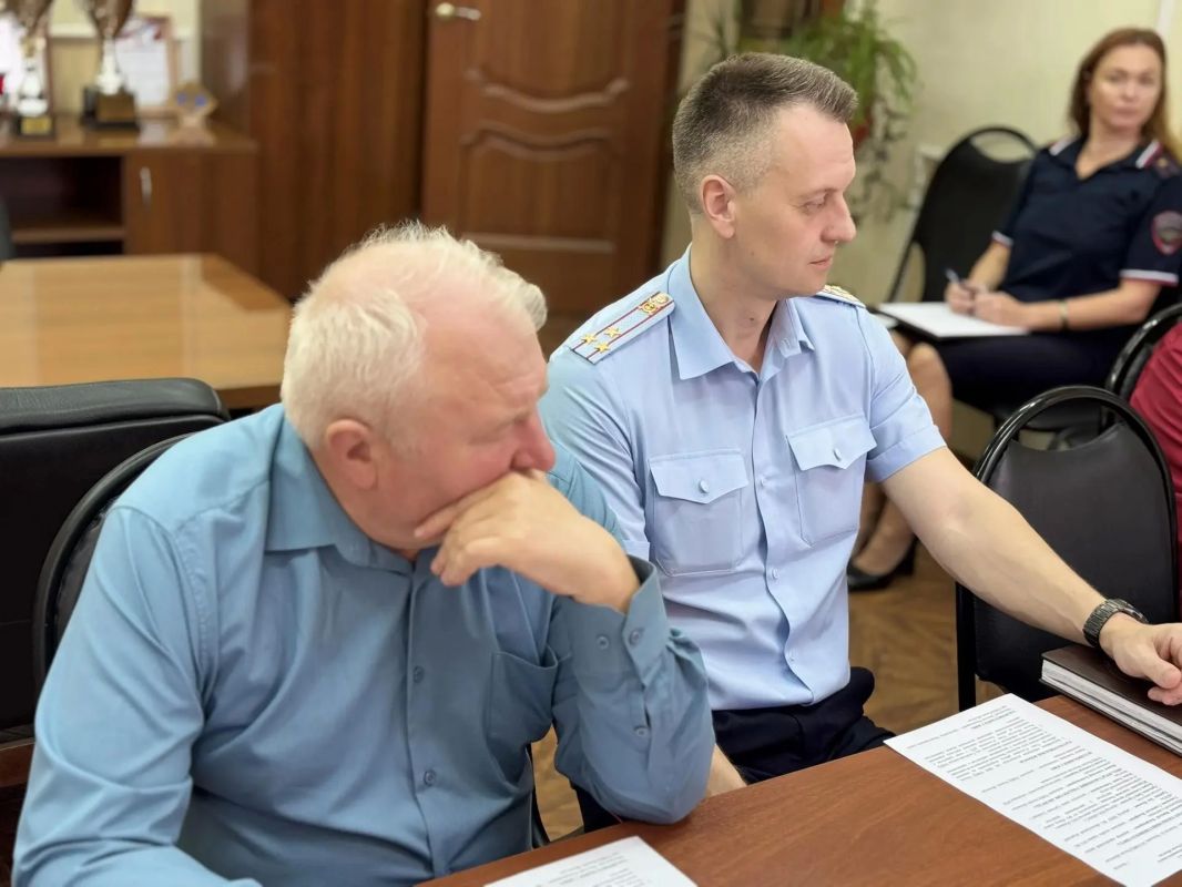 Общественный совет при УМВД России «Вологда» провел очередное заседание Общественный совет при УМВД России «Вологда» провел очередное заседание