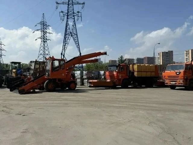 Москва передаст Вологодчине еще 30 единиц коммунальной техники