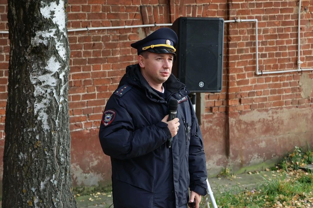 В Череповце прошел слет народных дружин: 6 команд боролись за звание лучших В Череповце прошел слет народных дружин: 6 команд боролись за звание лучших