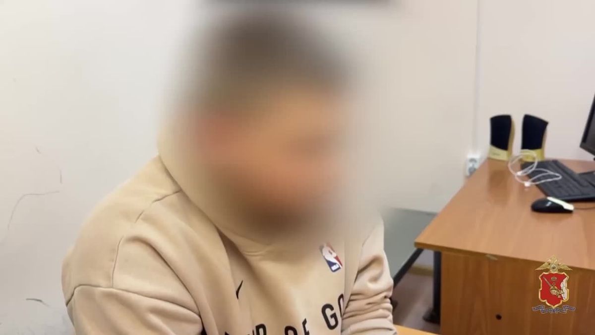 Вологодские сотрудники уголовного розыска задержали подозреваемого в попытке кражи и поджоге квартиры