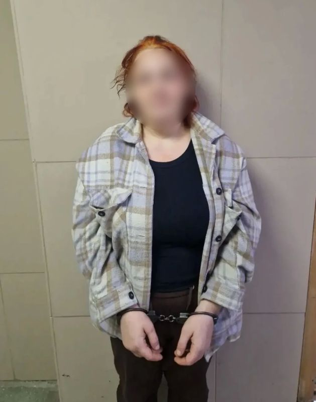 Подозреваемых в попытке сбыта наркотиков в особо крупном размере задержали вологодские полицейские