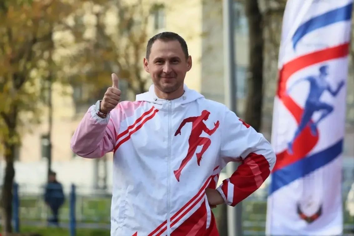 Георгий Филимонов: Массовый старт с участием вологжан разных возрастов ознаменовал открытие нового бегового центра ВФЛА в областной столице Георгий Филимонов: Массовый старт с участием вологжан разных возрастов ознаменовал открытие нового бегового центра ВФЛА в областной столице