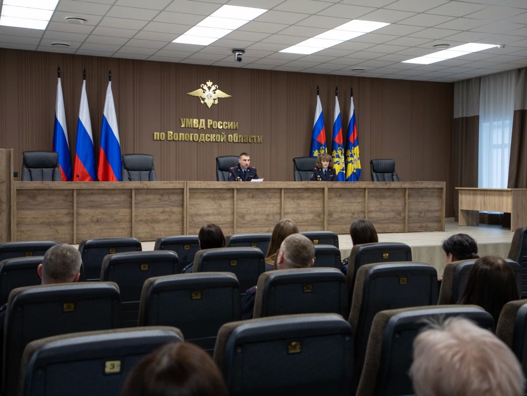 В УМВД России по Вологодской области состоялся семинар-совещание с руководителями подразделений дознания В УМВД России по Вологодской области состоялся семинар-совещание с руководителями подразделений дознания