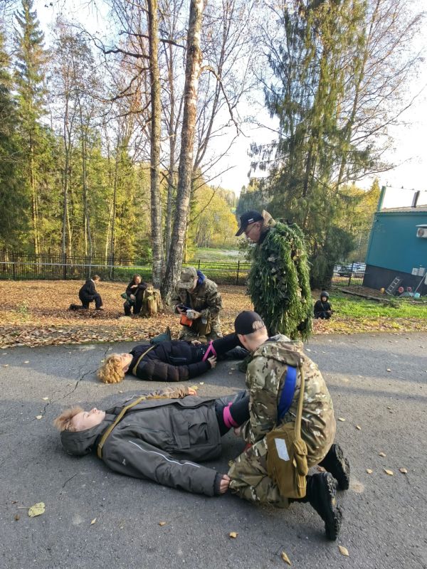 Первые в новом учебном году сборы прошли в центре военно-патриотического воспитания «Авангард» Первые в новом учебном году сборы прошли в центре военно-патриотического воспитания «Авангард»