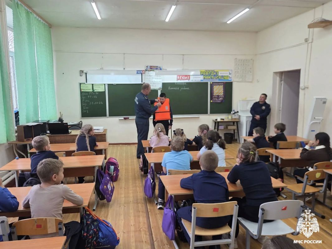 За прошедшую неделю около 1500 детей повторили правила безопасного поведения на водоёмах и вблизи них в осенний период За прошедшую неделю около 1500 детей повторили правила безопасного поведения на водоёмах и вблизи них в осенний период