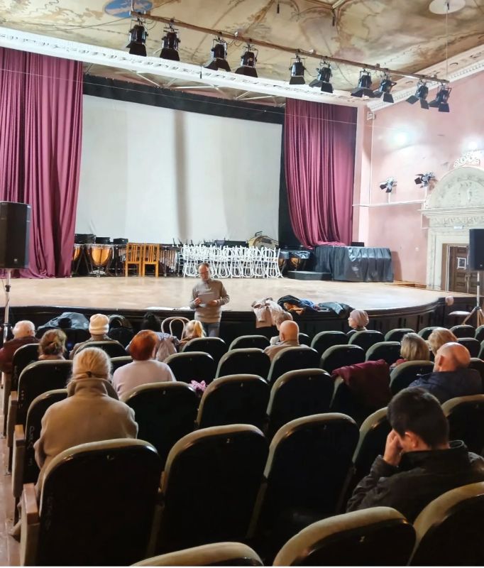 В Доме музыки и кино «Комсомолец» после летних каникул возобновились занятия «Университета здоровья для пожилых людей»