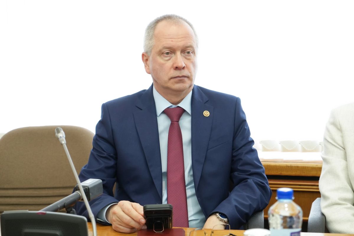 Состоялась первая сессия Законодательного Собрания Вологодской области Состоялась первая сессия Законодательного Собрания Вологодской области