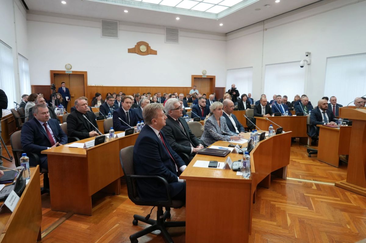 Состоялась первая сессия Законодательного Собрания Вологодской области
