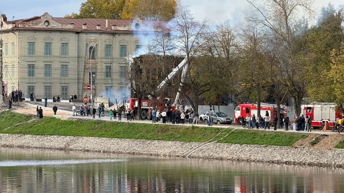 В Вологде ищут свидетелей пожара в «Доме со штурвалами» на Чернышевского, 2