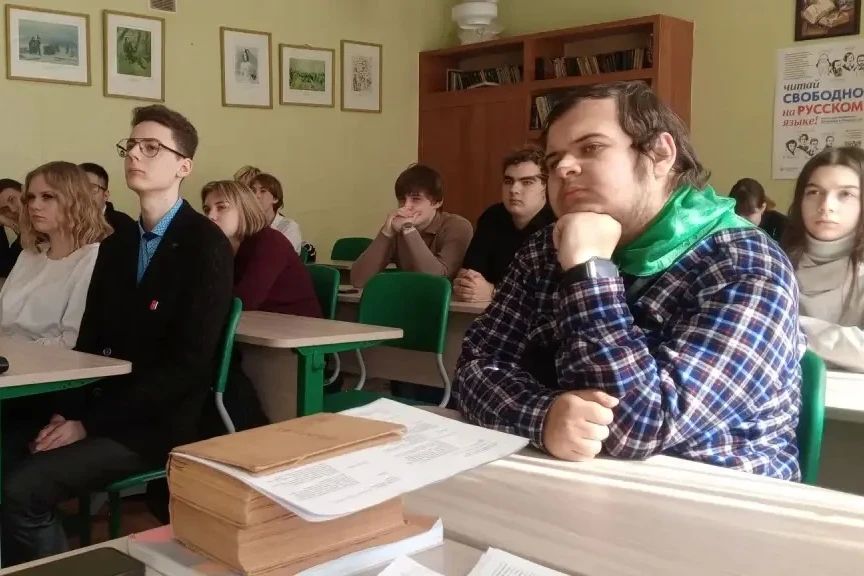 Вологодский опыт помогает школьникам Алчевска освоить цифровую безопасность