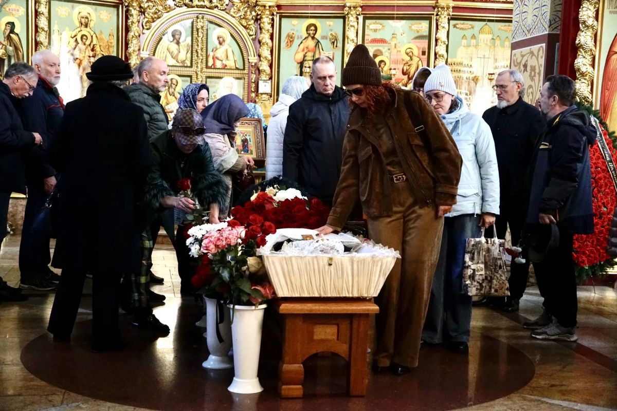 Андрей Накрошаев: Сегодня в Череповце простились с Татьяной Сергеевой Андрей Накрошаев: Сегодня в Череповце простились с Татьяной Сергеевой