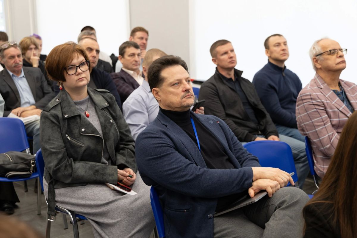 Роботы для производства, логистики и АПК: ЧГУ и «Ростех» обсудили с предприятиями области конкретные решения Роботы для производства, логистики и АПК: ЧГУ и «Ростех» обсудили с предприятиями области конкретные решения