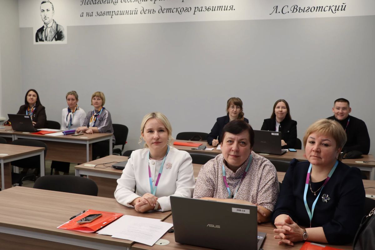 Команды учителей школ № 11 и № 26 Вологды стали победителями региональной предметной олимпиады Команды учителей школ № 11 и № 26 Вологды стали победителями региональной предметной олимпиады