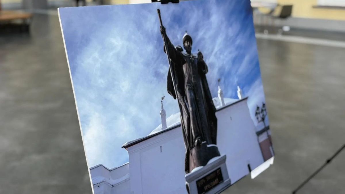 В фойе кампуса ВШЭ уже оживлённо: прибывают участники и спикеры фестиваля, студенты знакомятся, общаются и фотографируются на память В фойе кампуса ВШЭ уже оживлённо: прибывают участники и спикеры фестиваля, студенты знакомятся, общаются и фотографируются на память